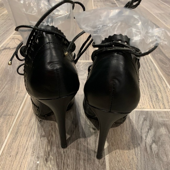 Zara Woman Tie up heels- size 36/6 - Picture 4 of 8